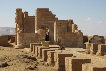Deir-El-Haggar-Oasis-de-Dakhla-Egipto