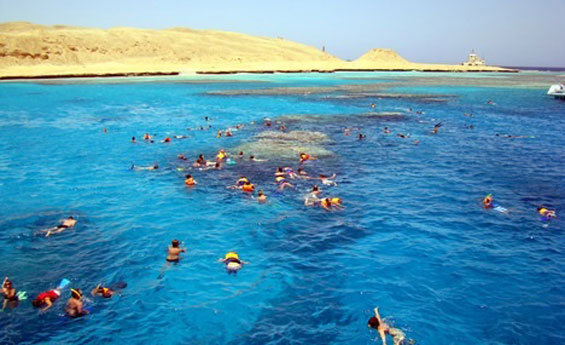 Excursión de buceo desde el puerto de Safaga.