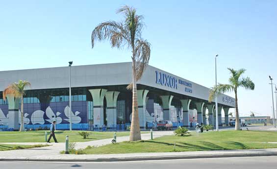 Desde El Aeropuerto De Luxor. 